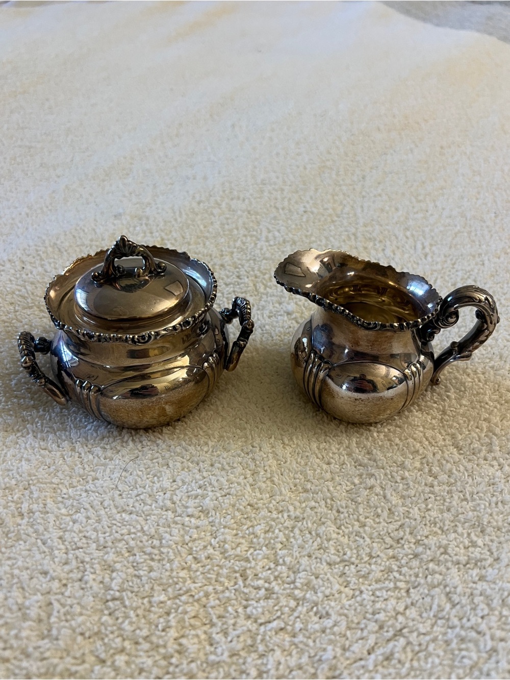 Meriden Silver Plate Co. quadruple-plate creamer and covered sugar No. 01770